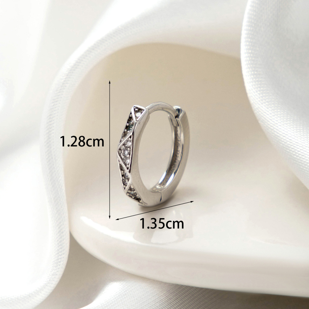 Boucles D'Oreilles Piercing Femme, Collection Simple Series Classic Geometric, En Cuivre Sans Placage, Avec Zircon.
