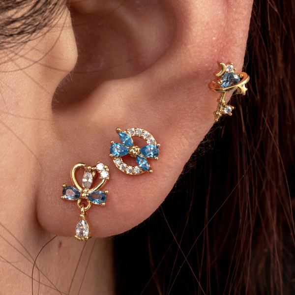 Boucles D'Oreilles Piercing Femme Simple Series Classic Heart En Acier Titane Sans Placage, Ornées De Zircon. 