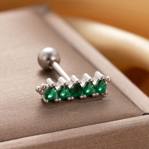 Boucles D'Oreilles Piercing Femme Simple Series Classic Heart En Acier Titane Sans Placage, Ornées De Zircon. h5 