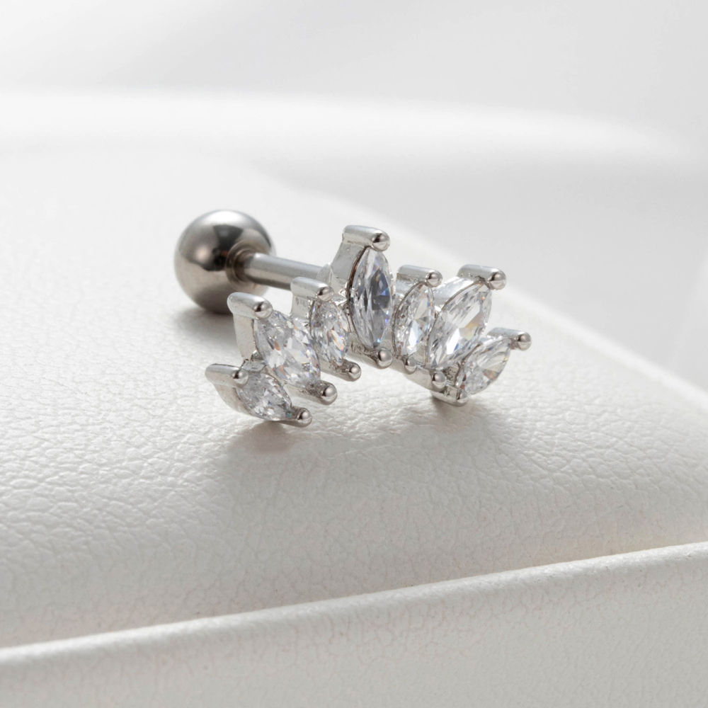 Boucles D'Oreilles Piercing Femme Simple Series Simple Animal En Acier Titane Sans Placage, Avec Zircon. 