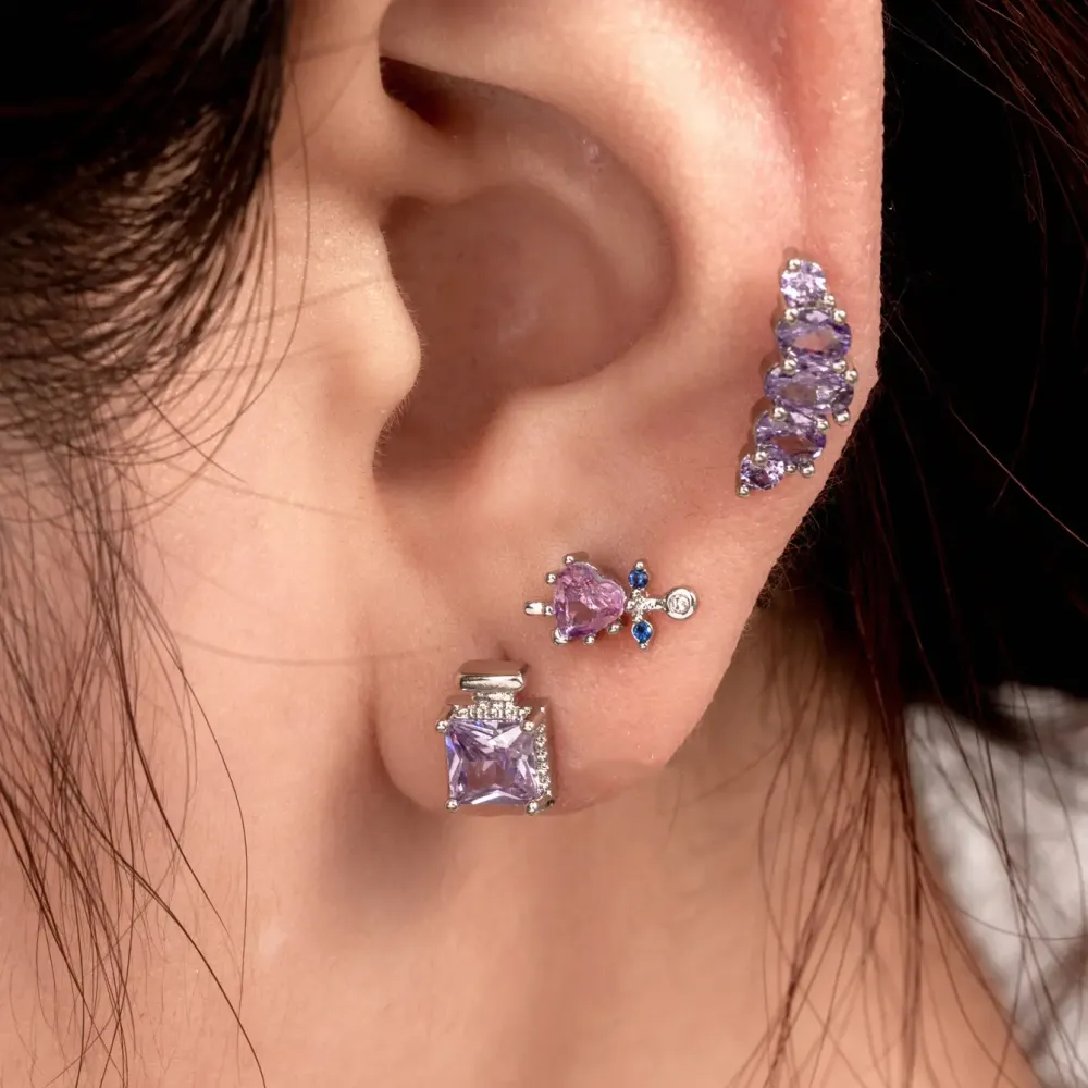 Boucles D'Oreilles Piercing Femme Simple Series Classic Heart En Acier Titane Sans Placage, Ornées De Zircon. Image2