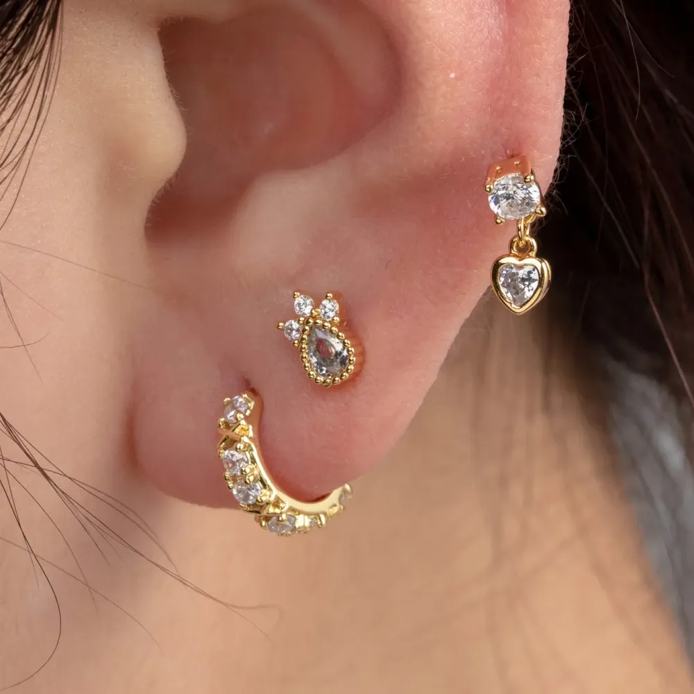 Boucles D'Oreilles Piercing Femme Simple Series Classic Heart En Cuivre Sans Placage, Ornées De Zircon. Image2