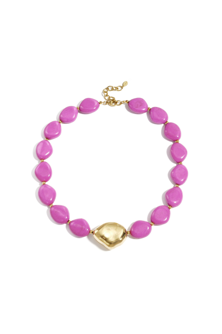 Collier avec perle imposante