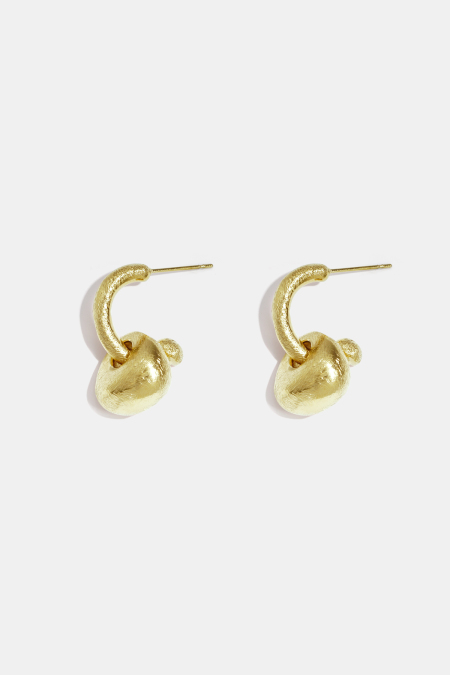 Boucles d'oreilles pendantes sculpturales à effet mat