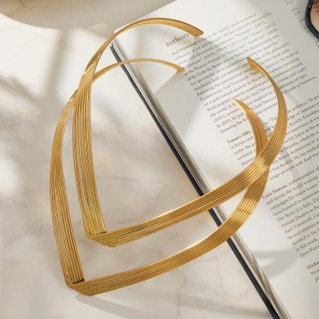 Collier ras du cou minimaliste et irrégulier en acier inoxydable imperméable couleur or pour femme