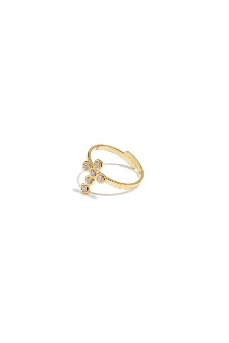Bague imposante ornée d'une croix et de pierres