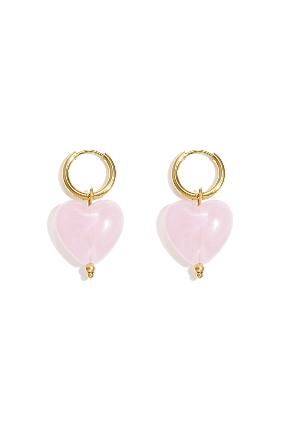 Boucles D'Oreilles Avec Des Perles En Forme De Cœur