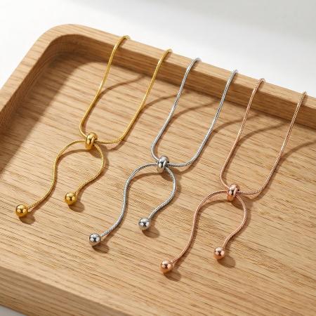 Bracelet à breloques minimaliste en acier inoxydable étanche couleur or pour femme