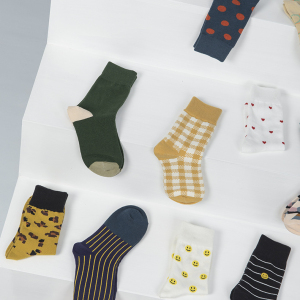 1 Paire De Chaussettes Mi-Mollet Confortables En Coton À Pois Et À Carreaux h5 Image4