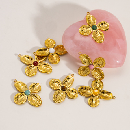 Pendentif femme en acier inoxydable doré, motif fleur douce (1 pièce)