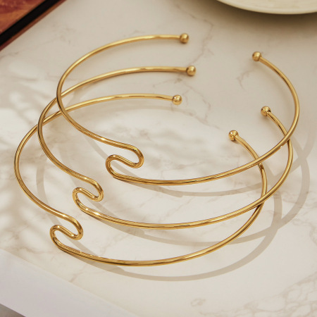 Collier ras-de-cou minimaliste pour femme, en acier inoxydable doré