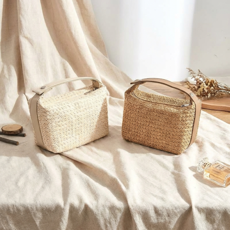 Trousses à maquillage simples en raphia tissé de grande capacité pour femmes