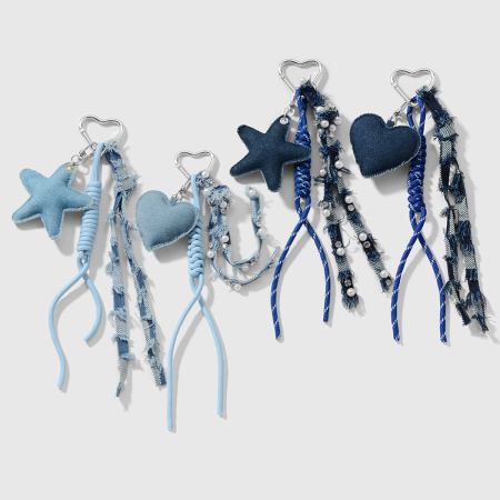 Breloques de sac en alliage en forme de cœur en denim 2