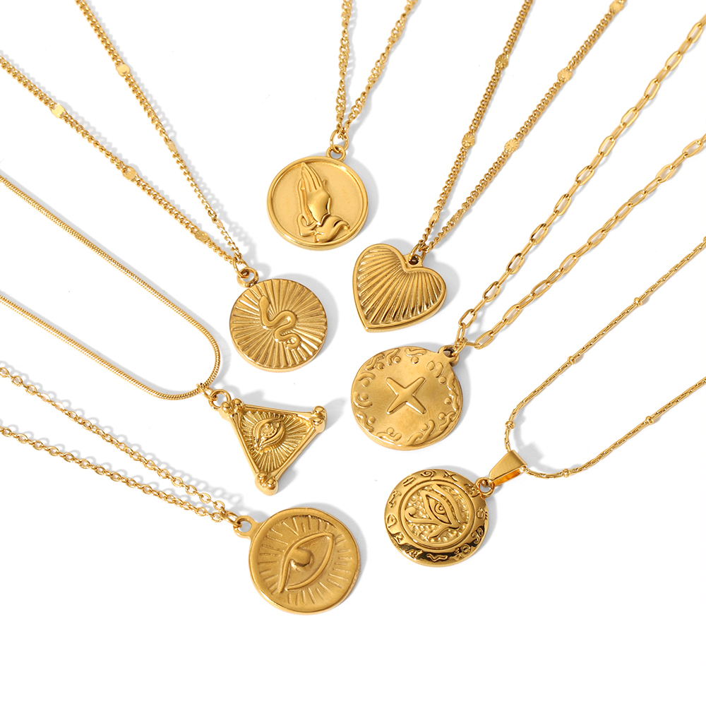 1 Pièce De Collier Pendentif En Forme De Cœur En Acier Inoxydable Plaqué Or  Simple Et Élégant Pour Bijoux Pour Femmes À Porter Au Quotidien Image2
