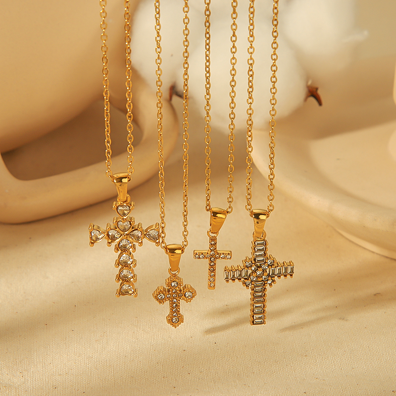 1 Pièce De Collier Pendentif Croix Diamant En Acier Inoxydable Plaqué Or  Personnalisé Pour Un Usage Quotidien Pour Femme 