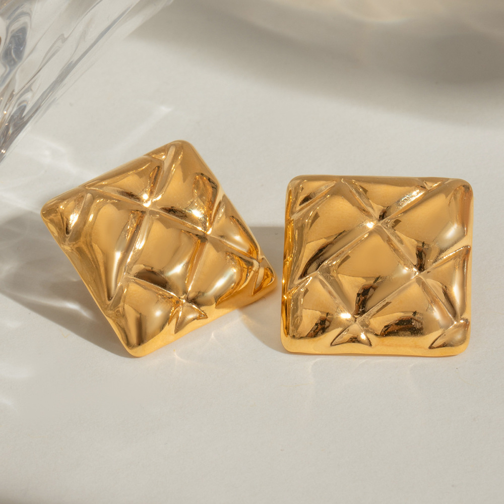 1 Paire De Boucles D'Oreilles Puces Carrées À Carreaux Rétro En Acier Inoxydable Étanche Couleur Or 