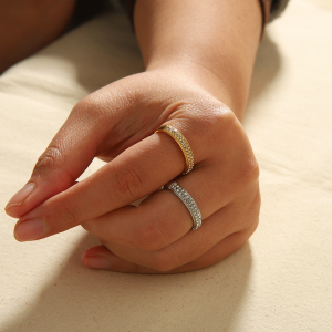 1 Bague Simple Et Élégante En Acier Inoxydable Plaqué Or  Avec Diamants Pour Un Usage Quotidien Pour Les Femmes h5 Image4