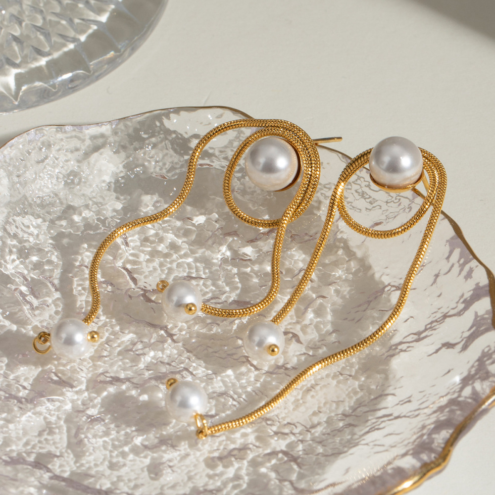 Boucles D'Oreilles Pendantes Élégantes Et Géométriques En Acier Inoxydable Plaqué Or Avec Perles Artificielles (1 Paire) 