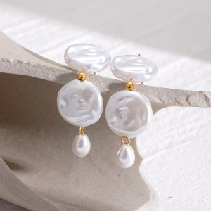 Boucles D'Oreilles Pendantes Élégantes Et Géométriques En Acier Inoxydable Plaqué Or Avec Perles Artificielles (1 Paire) h5 
