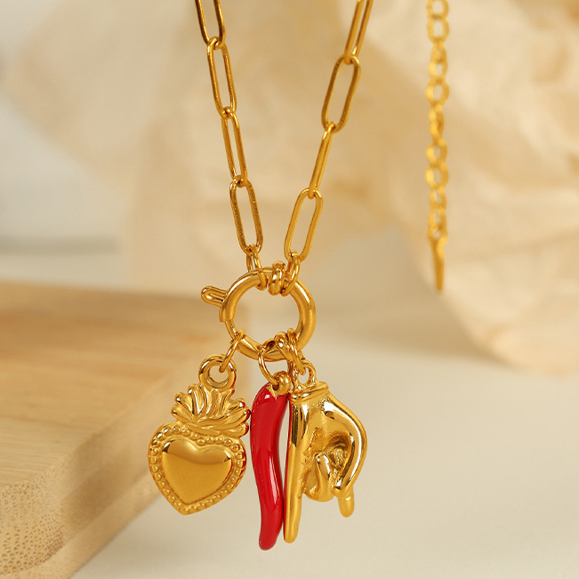 Collier Avec Pendentif En Forme De Cœur Rétro En Acier Inoxydable Plaqué Or Pour Femme, Série Simple, 1 Pièce