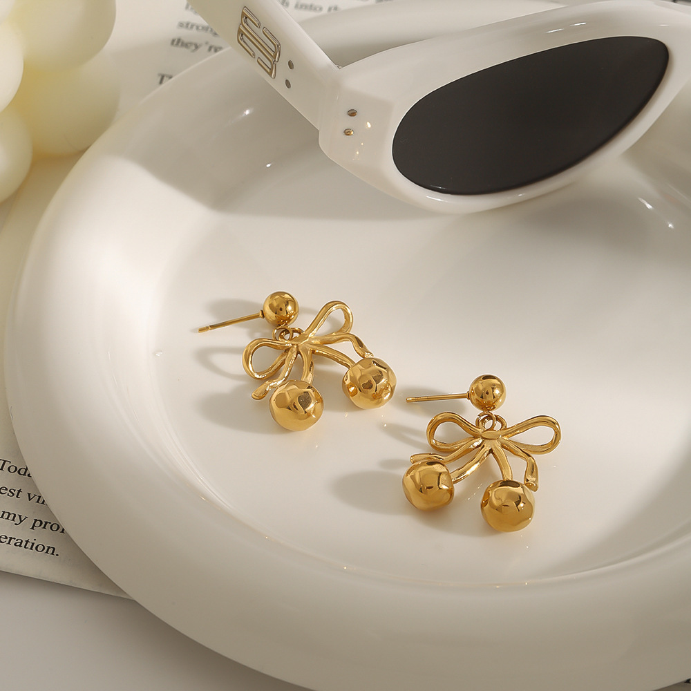 Boucles D'Oreilles Pendantes Pour Femme, Collection Romantique, Motif Cerise, En Acier Inoxydable Étanche, Couleur Or. Image2