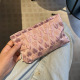 Petit sac carré coeur d'amour rose. 