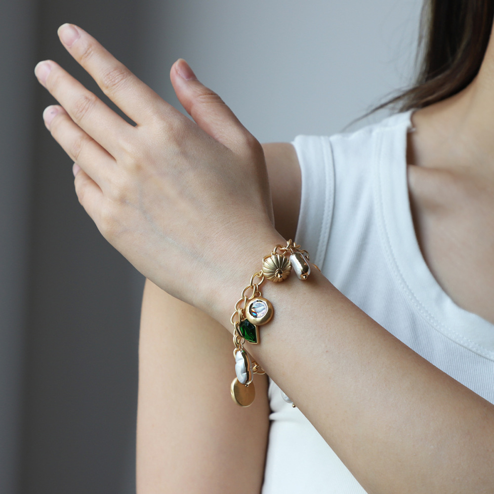 Bracelet À Breloques Rétro En Alliage Pour Femme, Série Luxueuse, Motif Cœur Image2