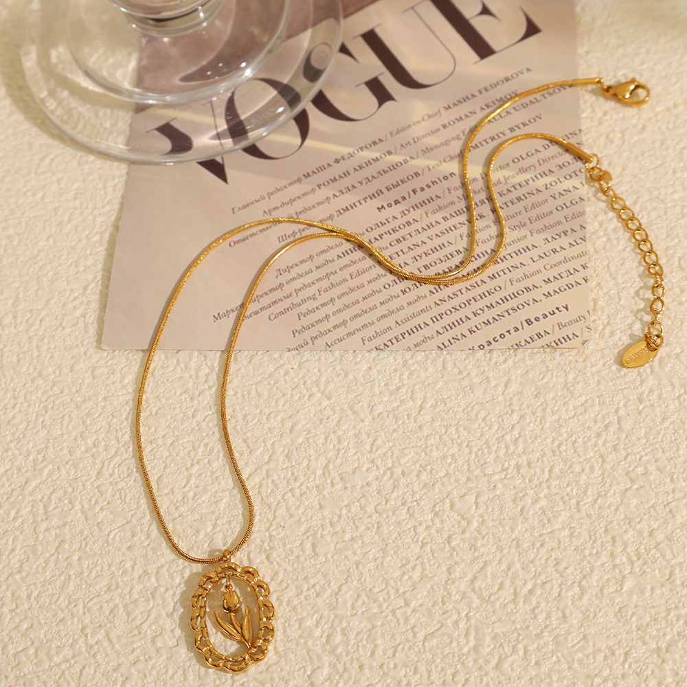 Collier Pendentif Élégant Pour Femme, En Forme De Tulipe, En Acier Inoxydable Étanche, Couleur Or, À Porter Au Quotidien (1 Pièce) Image3