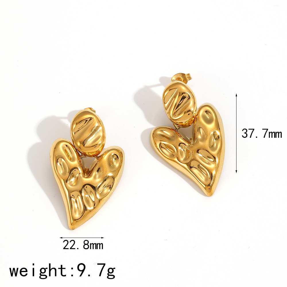 Boucles D'Oreilles Puces Pour Femme Designable Series Retro Heart En Acier Inoxydable Martelé, Imperméables, Couleur Or (1 Paire) 
