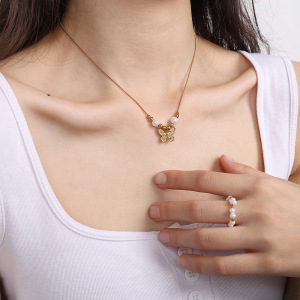 Collier Avec Pendentif En Acier Titane Doré Pour Femme, Série Romantique, Élégant, Animal h5 Image5