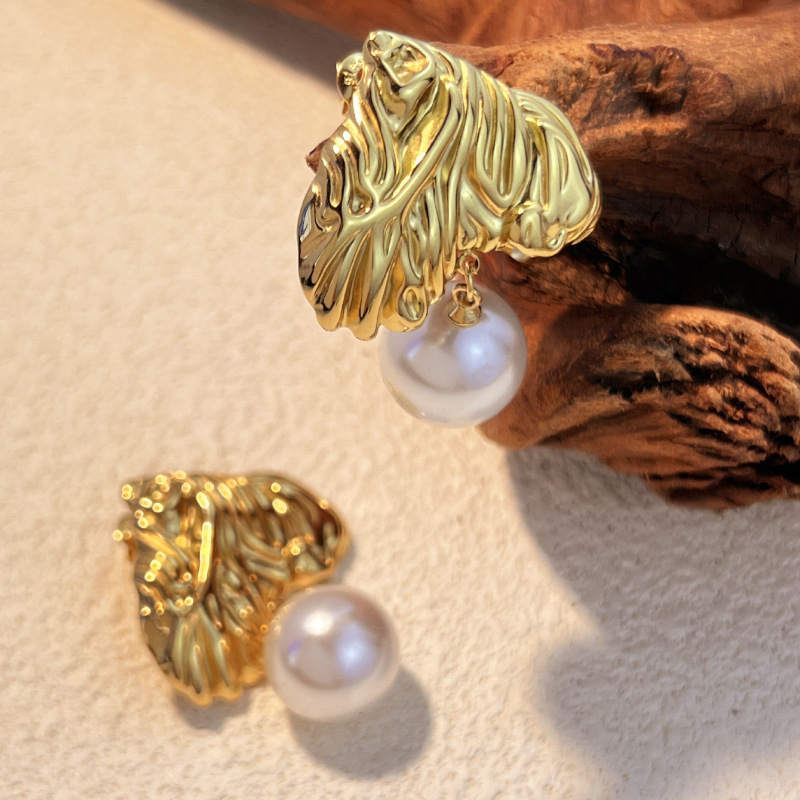 Boucles D'Oreilles Pendantes Rétro En Forme De Cœur, En Acier Inoxydable Doré, Étanches, Pour Femme (1 Paire). Image2