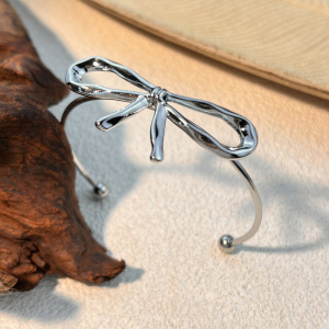 Bracelet Jonc Classique À Nœud Papillon, En Acier Inoxydable, Couleur Or, 1 Pièce, Collection Simple Series h5