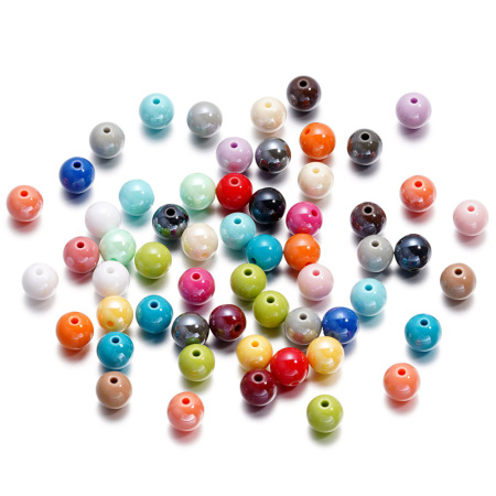 Perles acryliques polychromes unies à faire soi-même