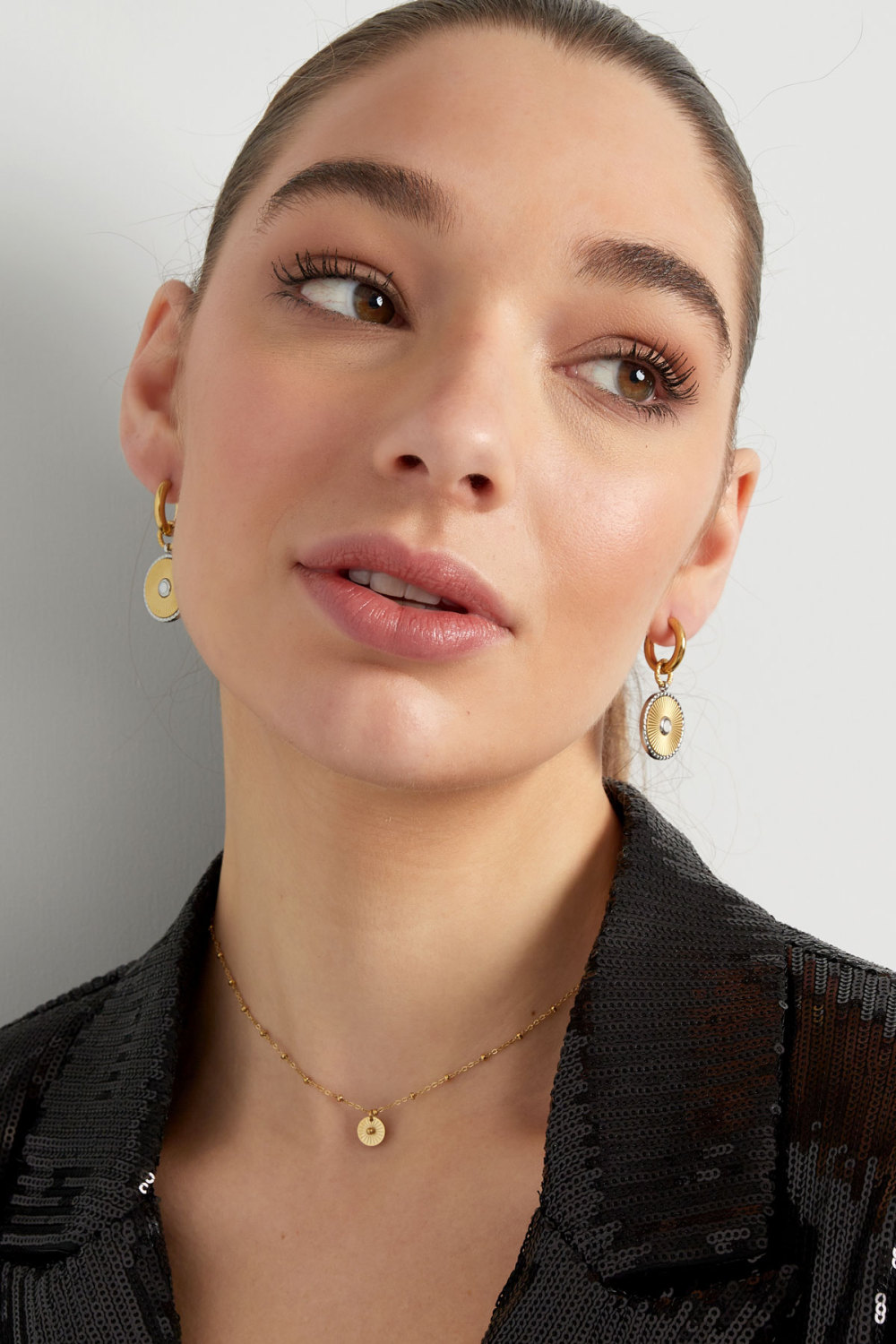 Collier Avec Pièce Ronde Image4