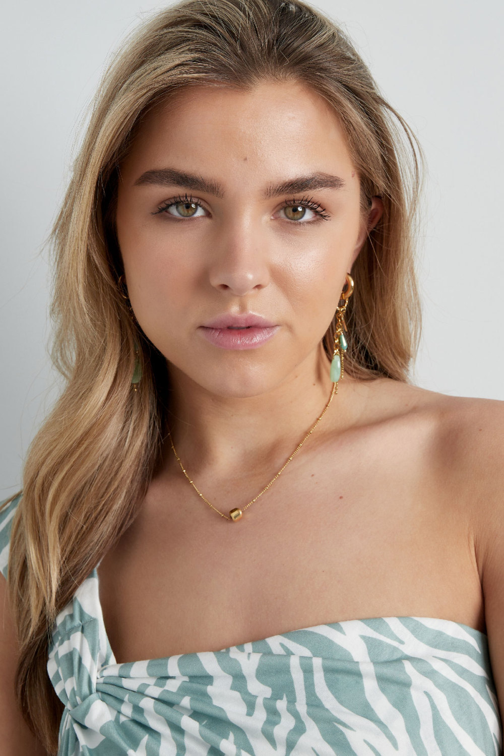Collier Simple Avec Boules - Doré  Image2