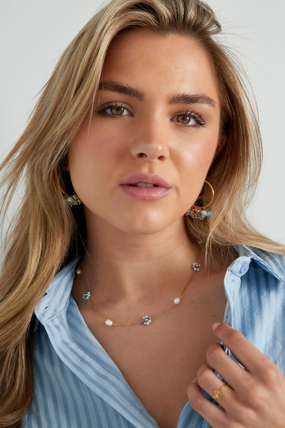 Collier Éblouissement Floral - Doré Image2