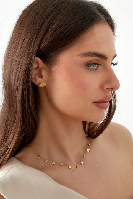 collier charm avec trèfle et diamants 2