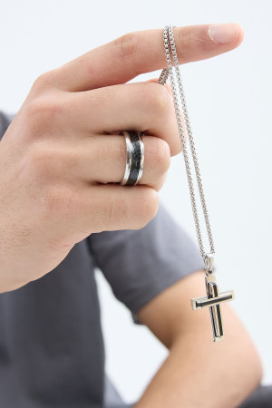 Collier Simple Avec Breloque Croix - Noir/Argent  h5 Image3