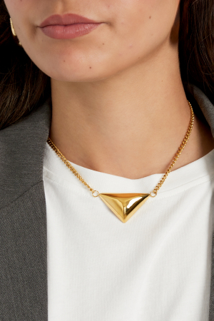 Collier Triangle Amour h5 Image2