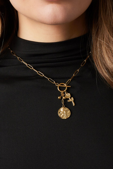 collier à breloques rose endormie 2