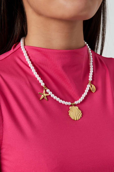 collier de perles avec breloques marines 2
