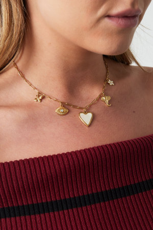Collier Heartstrings h5 Image2
