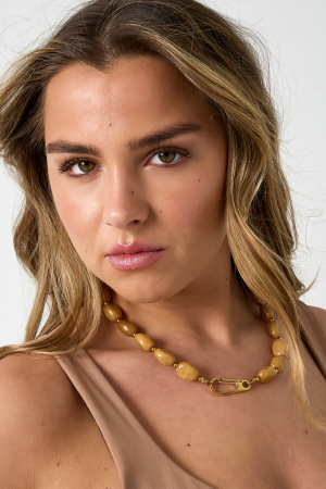 Collier Orné De Perles Et D'Une Fermeture Sur Le Devant h5 Image3