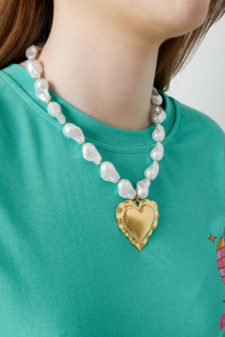 Collier d'amour en perles 2