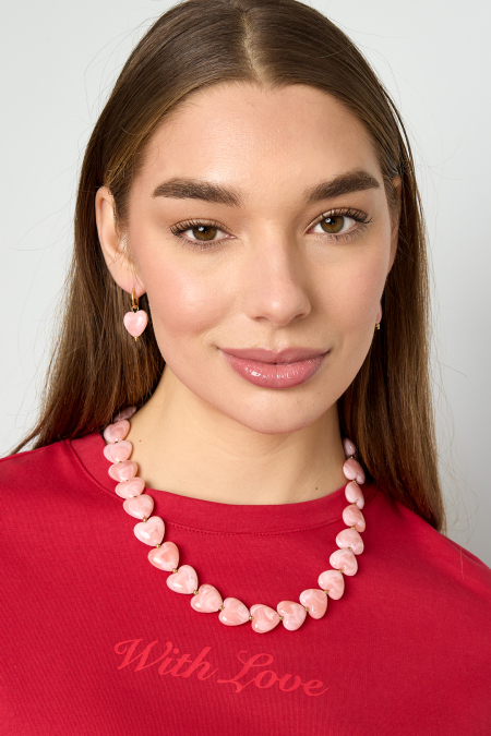Collier avec perles en forme de cœur 2