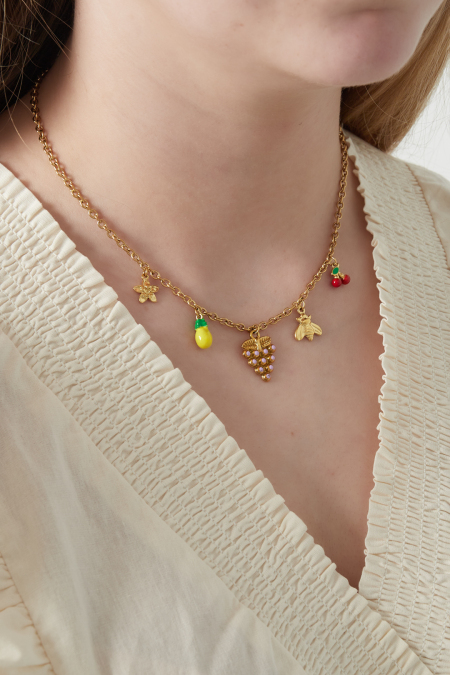 Collier à breloques fruitées 2