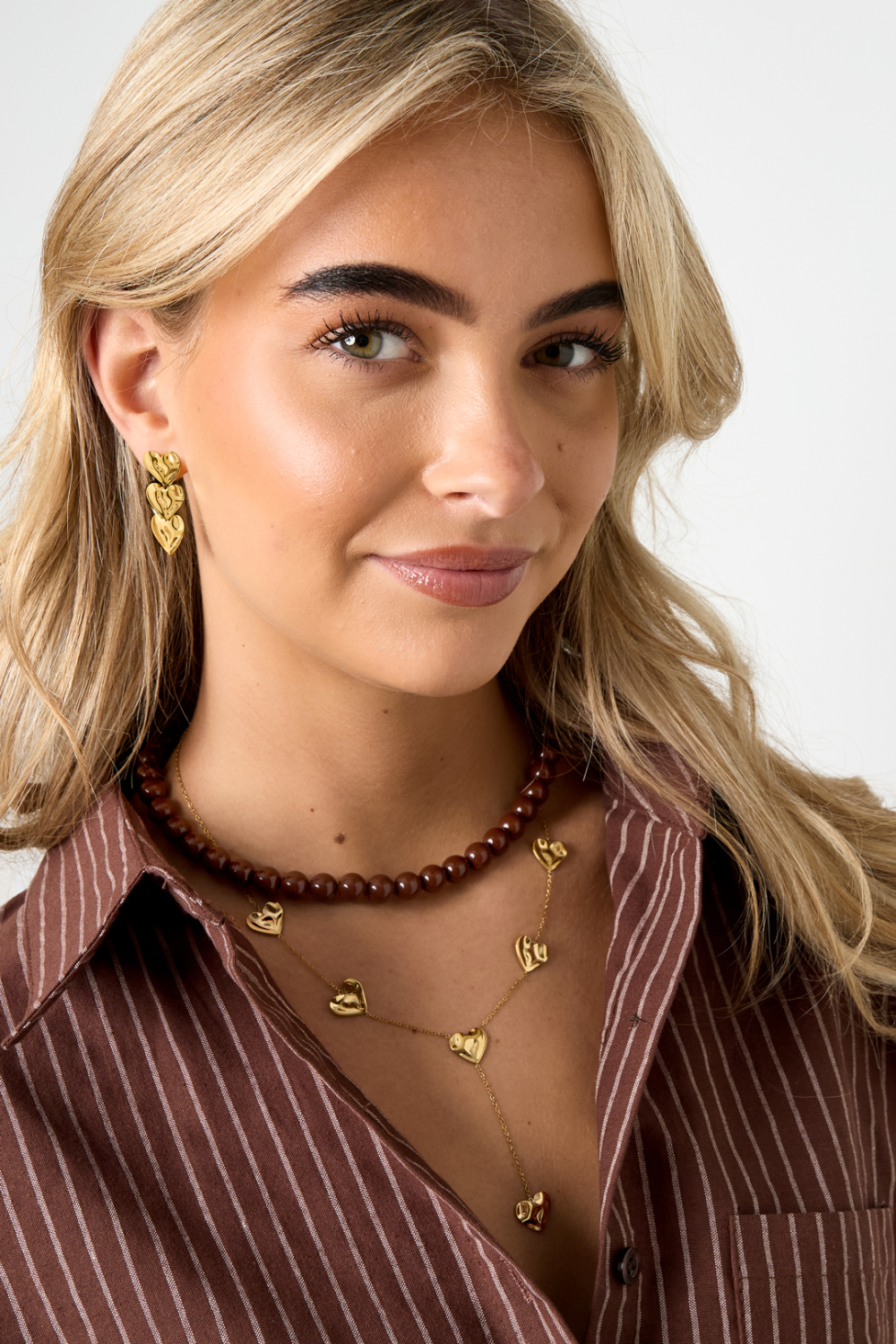 Collier En Forme De Y Orné De Cœurs Ondulés Image3