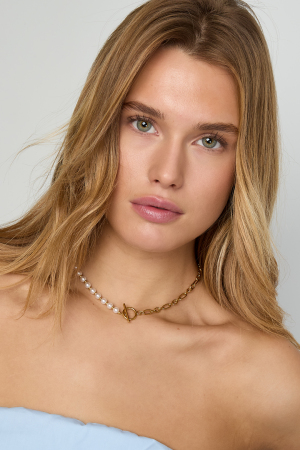 Collier De Perles Et Maillons Avec Fermoir Sur Le Devant h5 Image2
