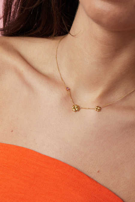 Collier orné de trèfles et de pierres colorées 2