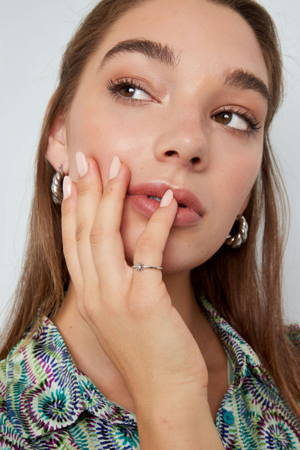 Bague Fleur Subtile Image2
